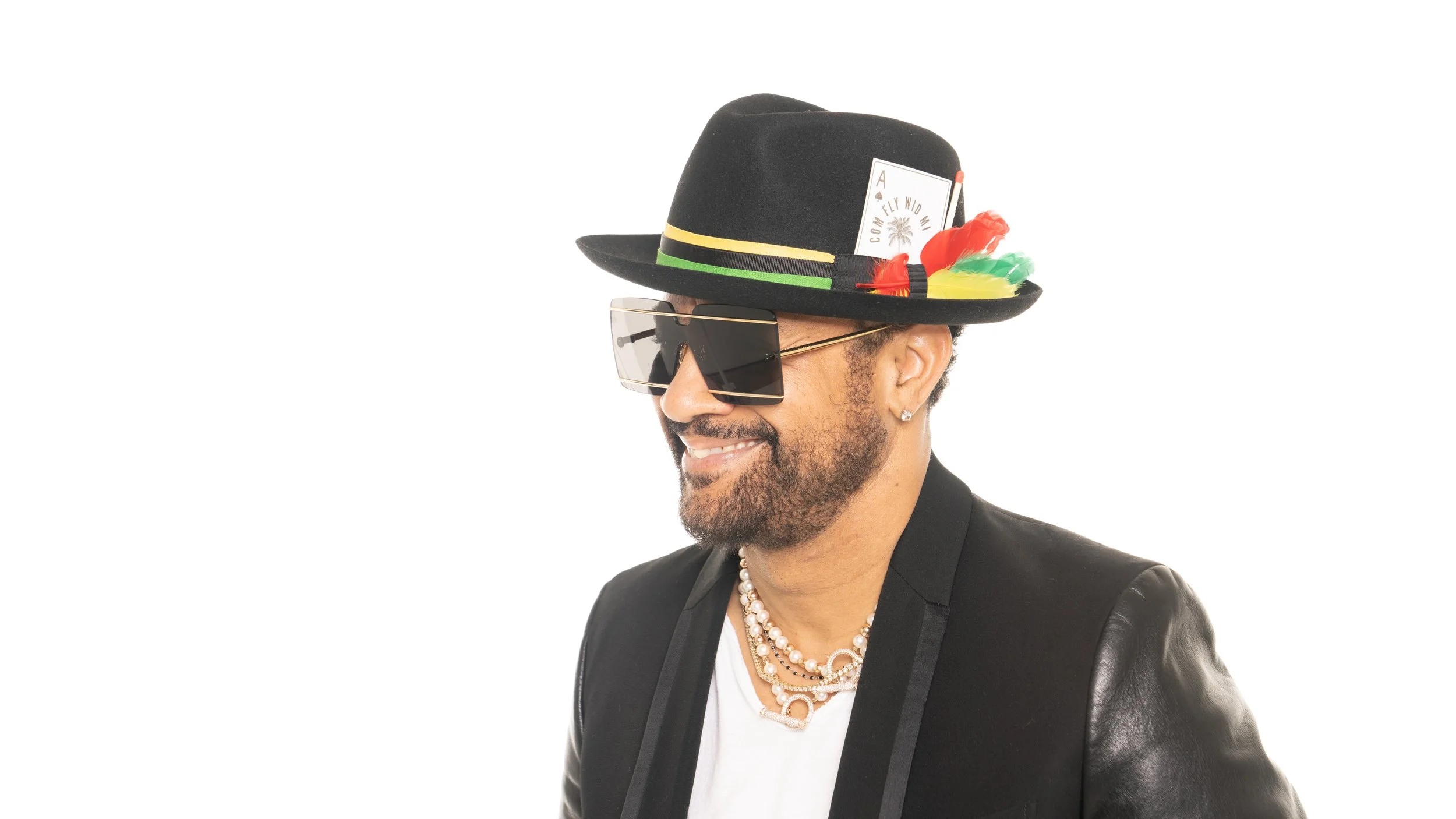 Bio — Shaggy Online